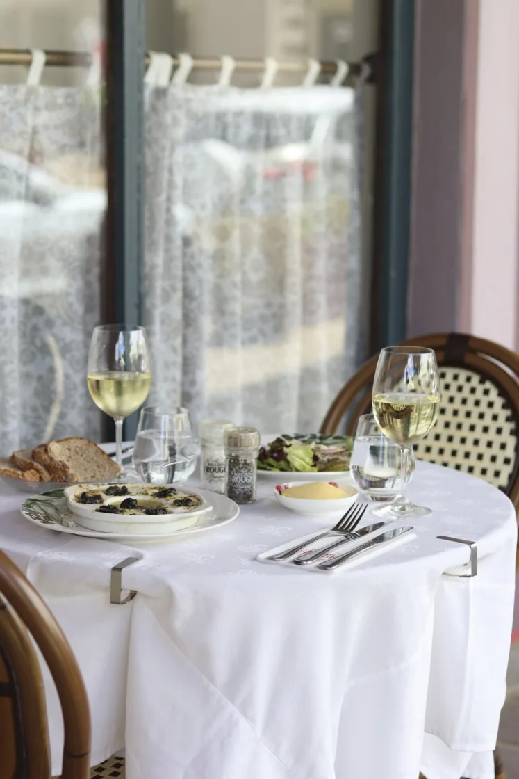 Au Bouchon Rouge Brasserie