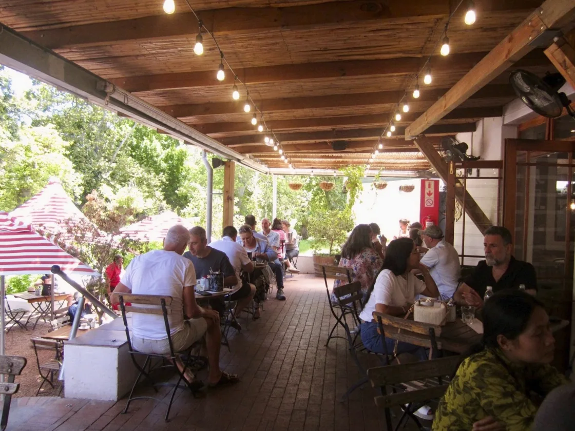 Chardonnay Deli Constantia