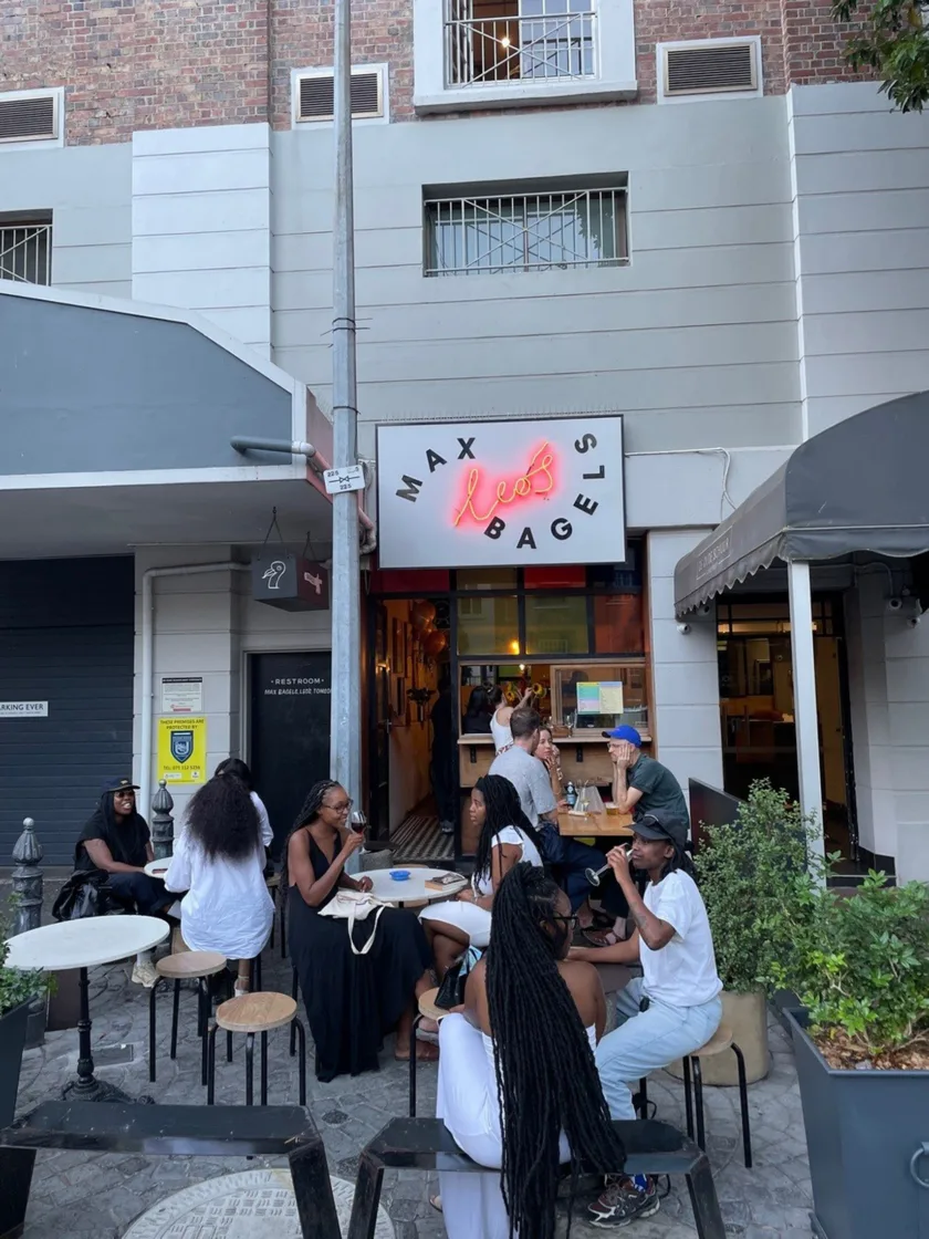 Leo’s Wine Bar
