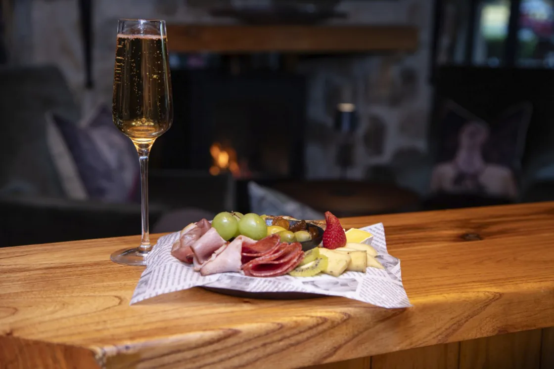 Vine Restaurant & Wine Bar