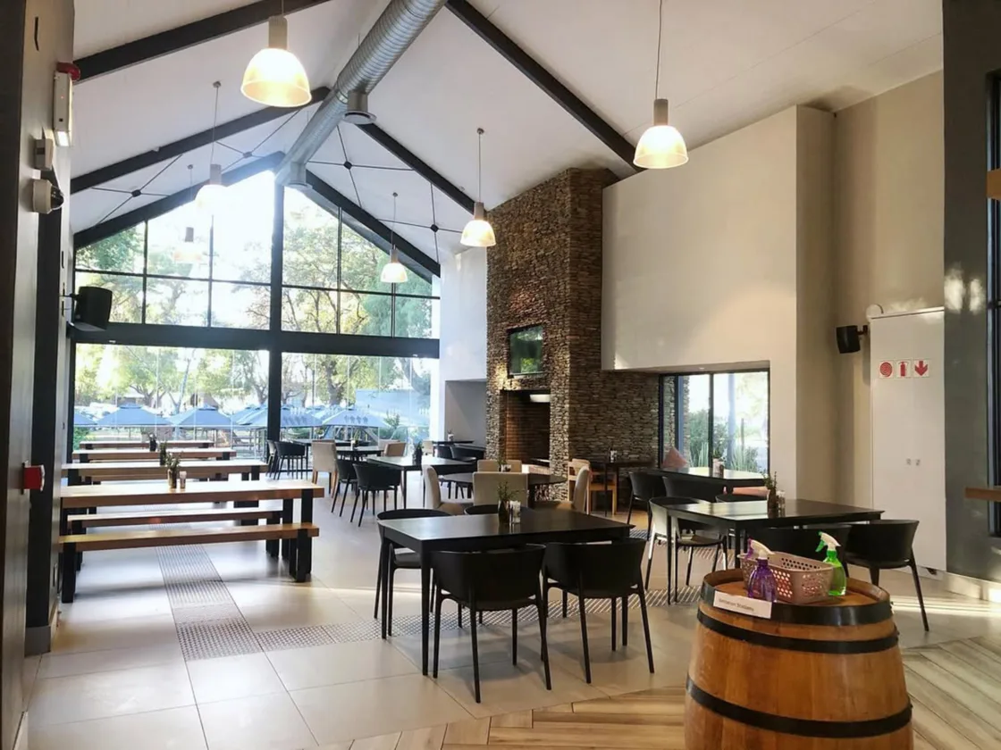 Four Cousins Restaurant