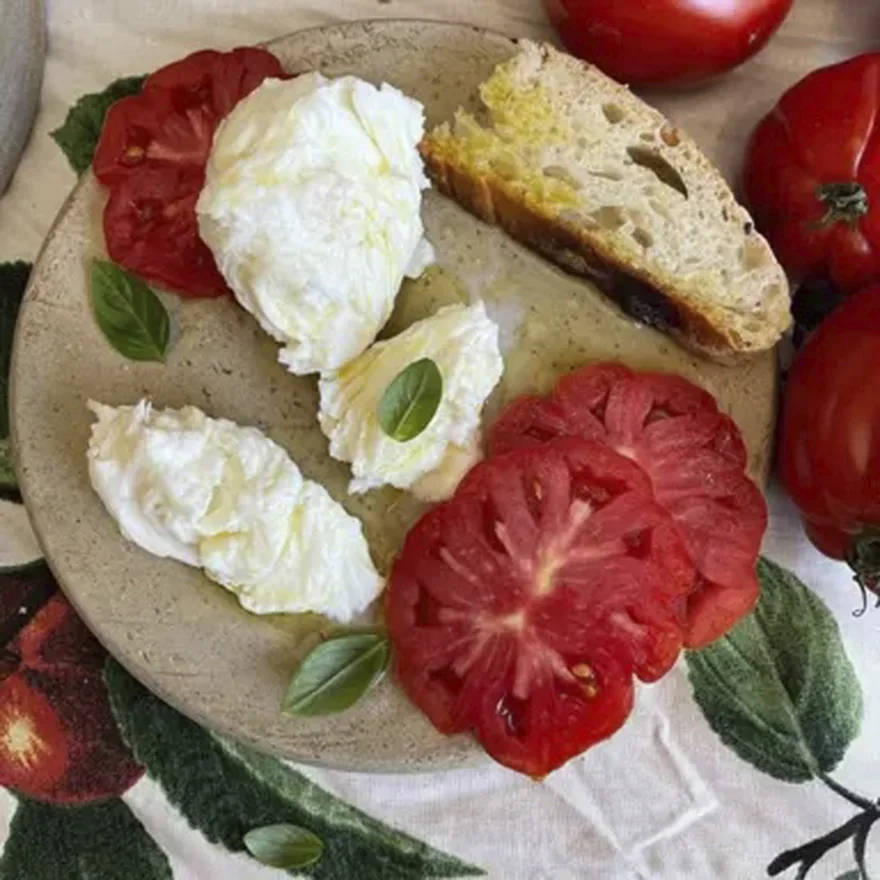 Lello’s Deli