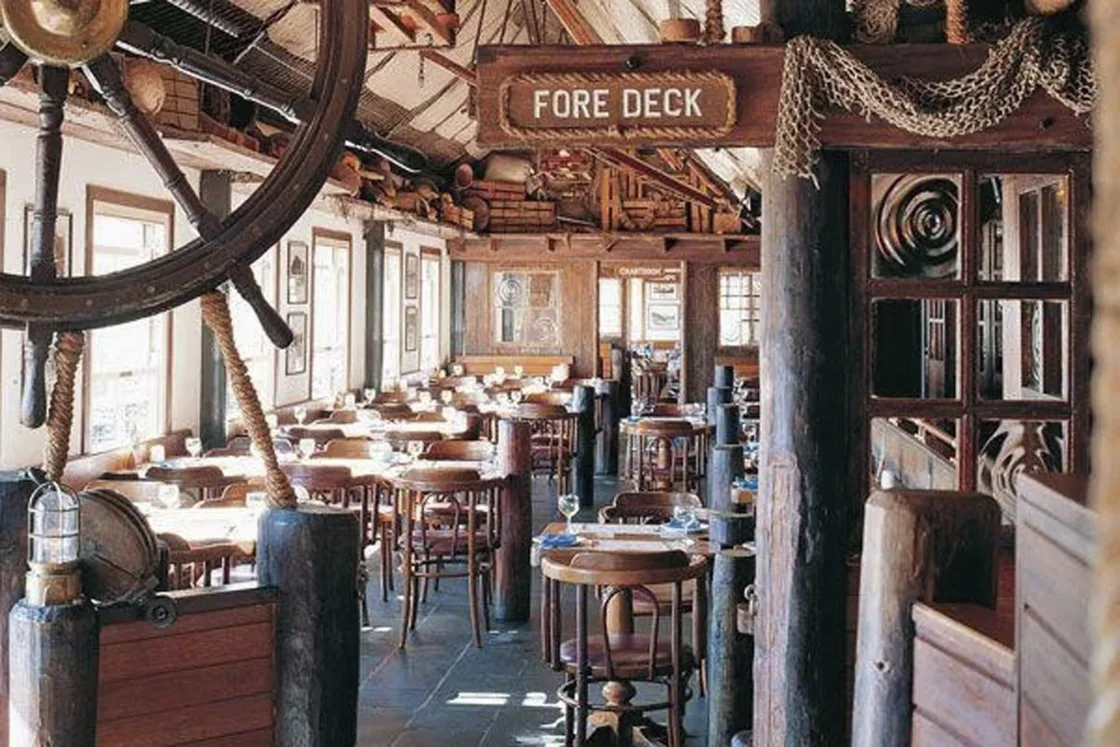 Mariner’s Wharf Harbour Front Emporium