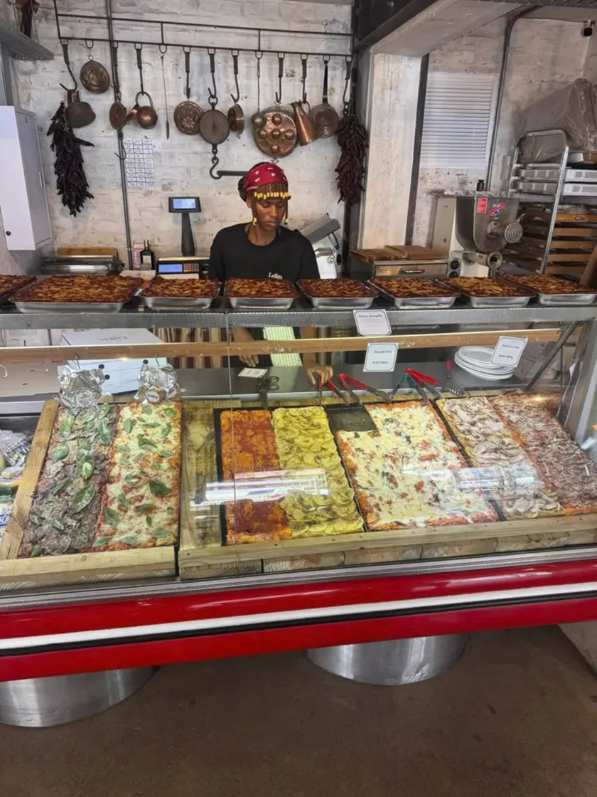 Lello’s Deli